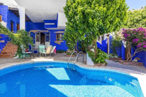 Spacious Villa in Benaocaz with Mountain and Pool Views, Benaocaz